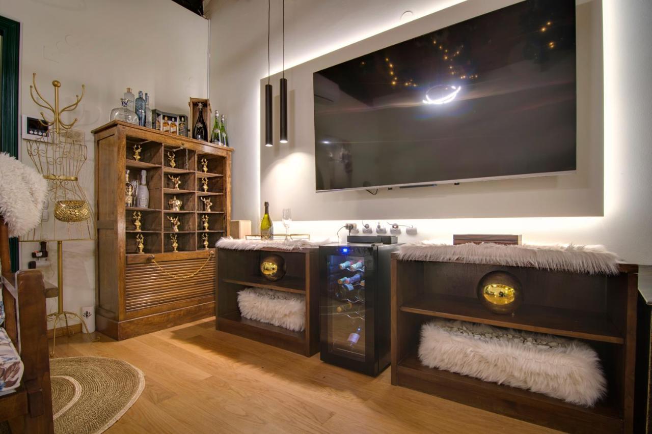 Iqoqo Hotels - Luxury Suites Ioannina Bagian luar foto