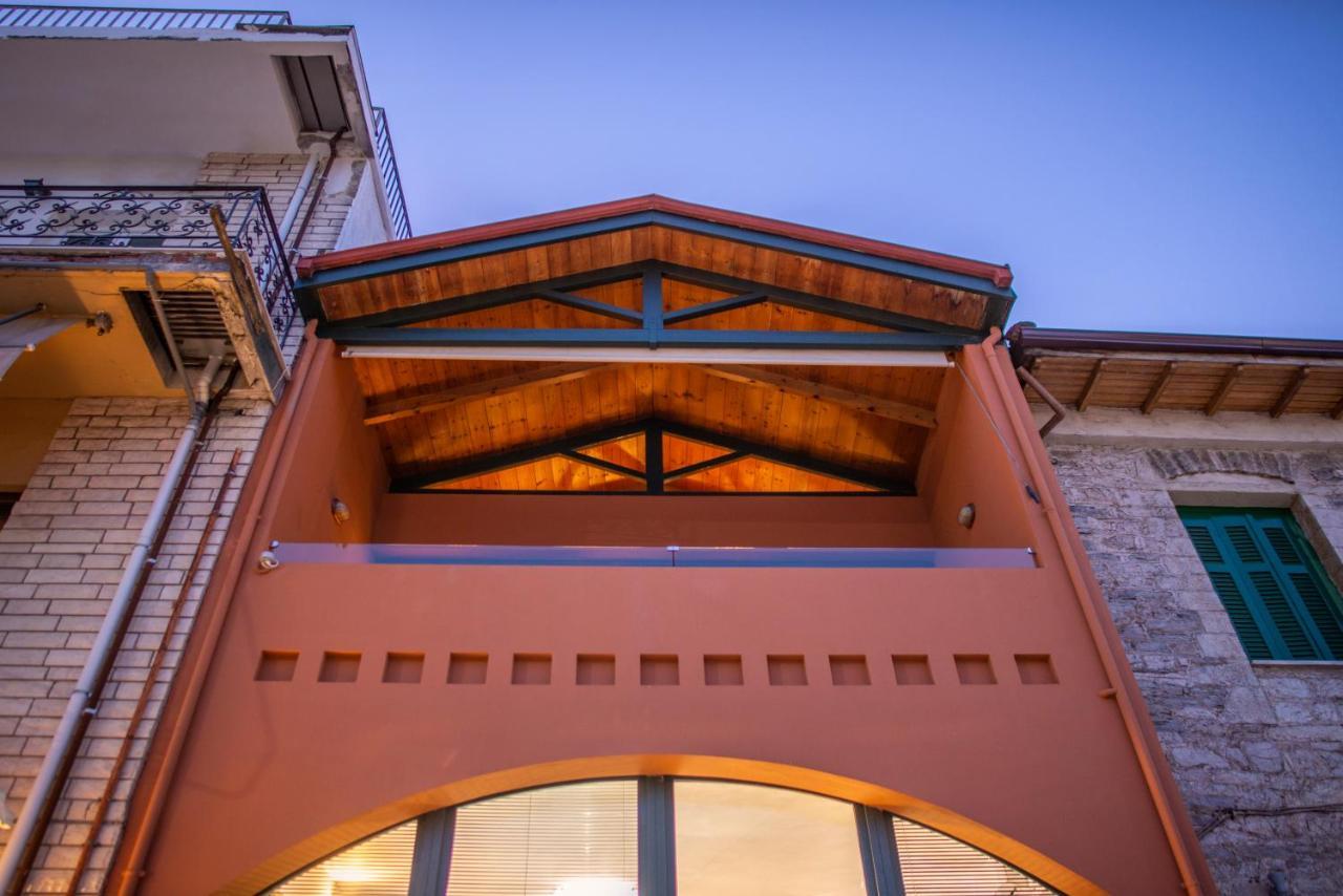 Iqoqo Hotels - Luxury Suites Ioannina Bagian luar foto
