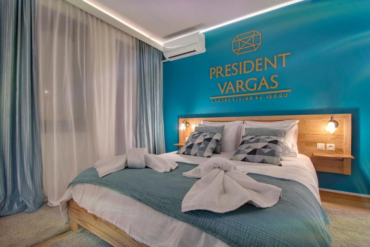 Iqoqo Hotels - Luxury Suites Ioannina Bagian luar foto