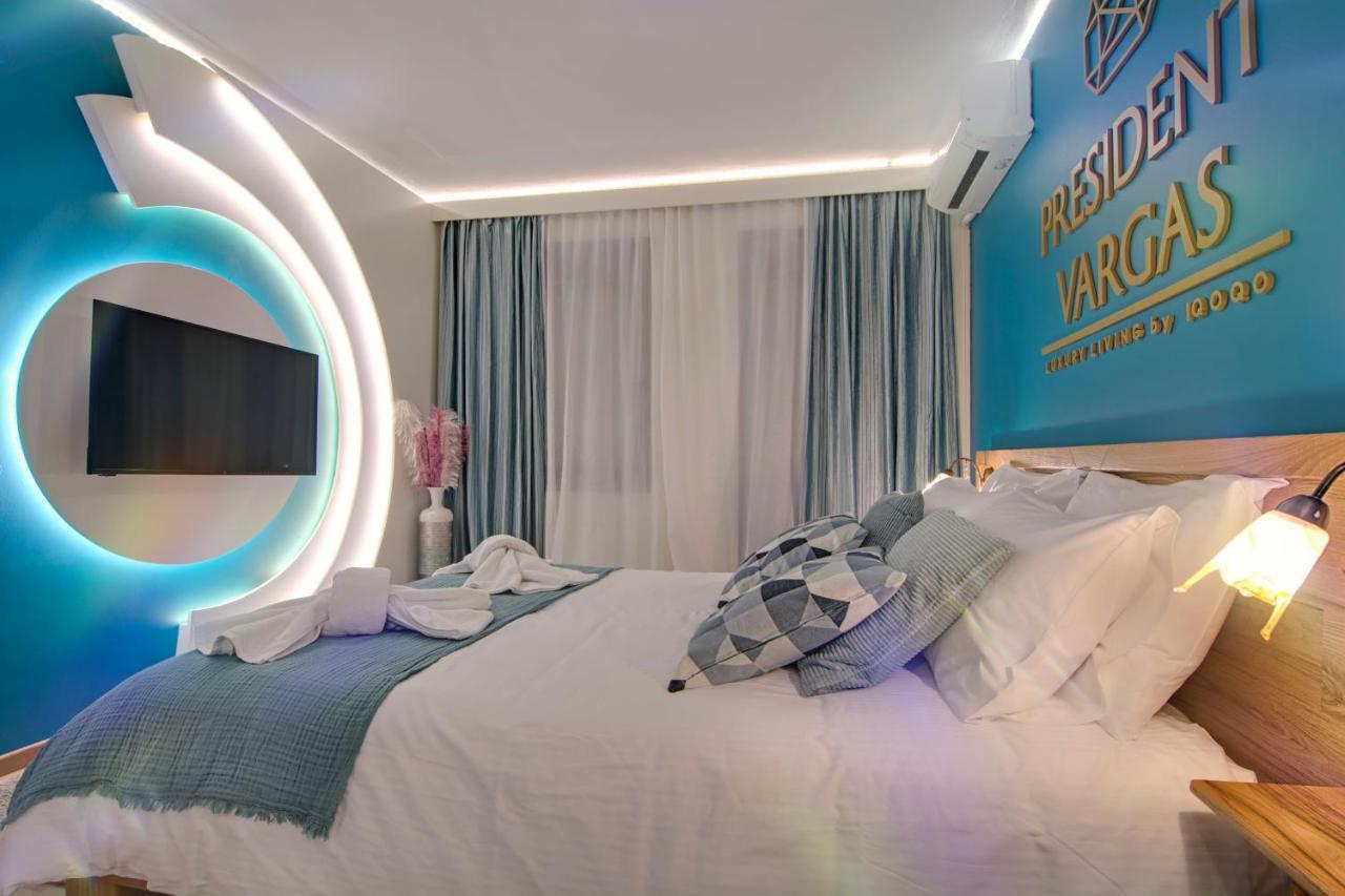 Iqoqo Hotels - Luxury Suites Ioannina Bagian luar foto